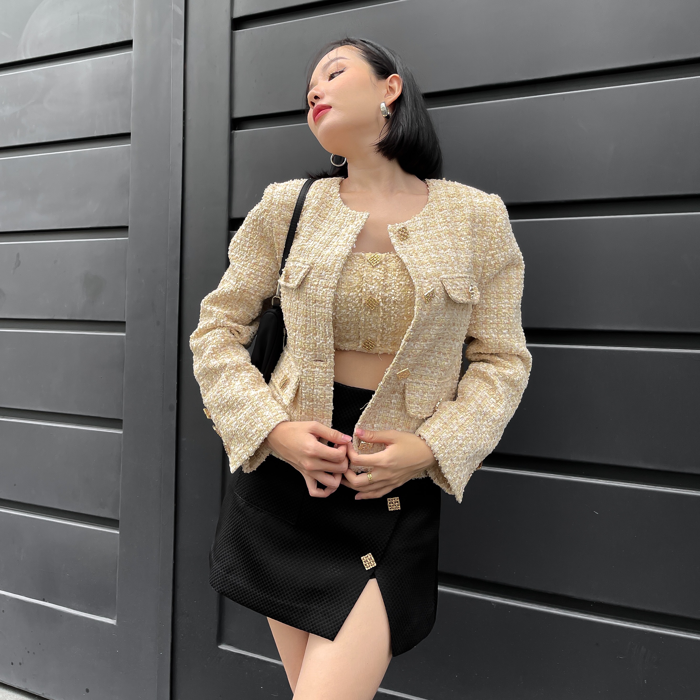 COCO SIN - Áo 2 Dây Croptop Tweed Gold Đính Nút