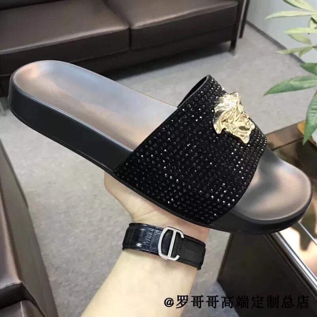 Dép lê da đính đá đen nam