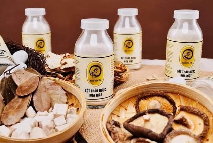 Bột Thảo Dược Rửa Mặt Hoàng Thiên Sâm