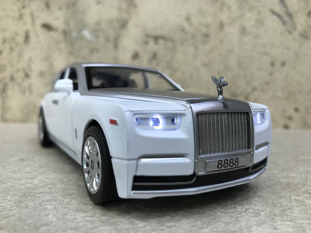 [HCM]Mô hình xe Ô tô Rolls-Royce Phantom VIII - 1:32