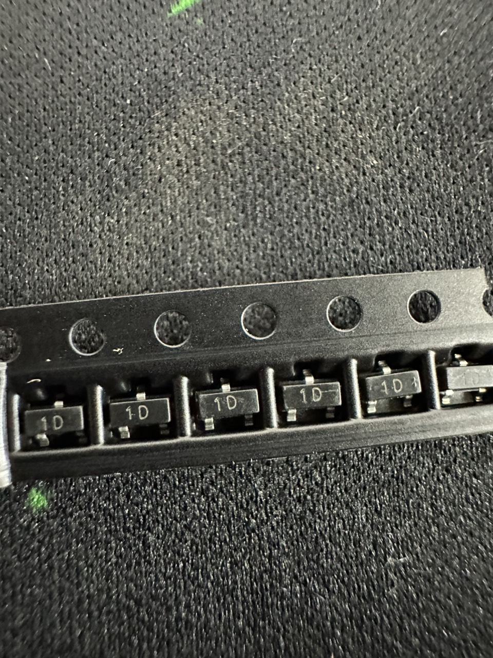 Tran transistor smd code 1d a42 ksp42 42 npn 0.5a 300v sot-23 dán