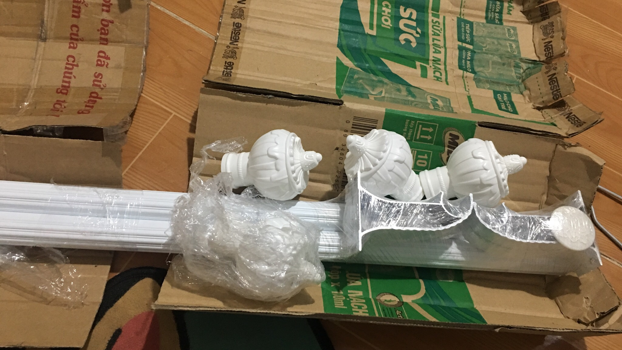 Thanh treo rèm cửa đầy đủ phụ kiện