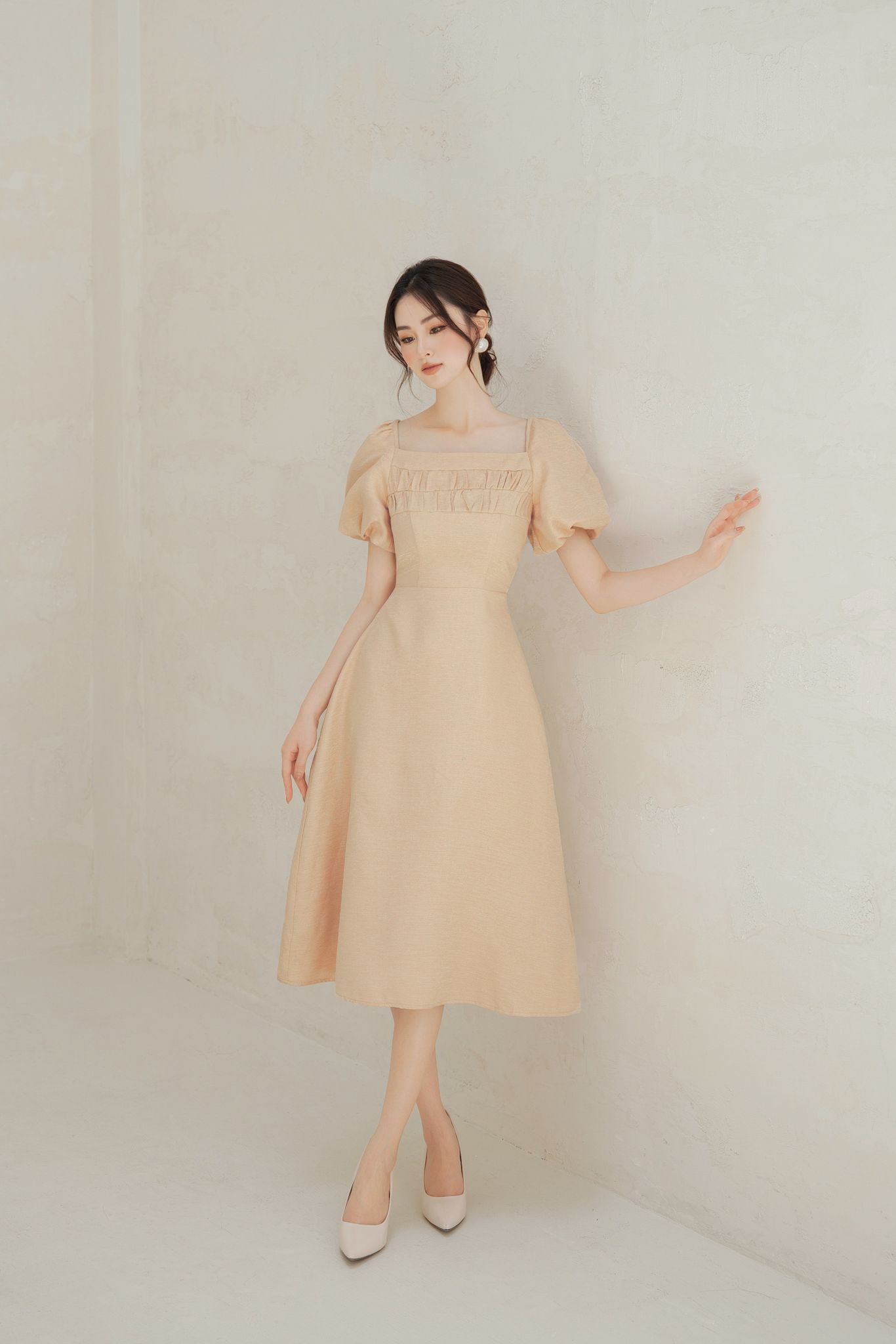 OLV - Đầm Creamy Ruffle Dress