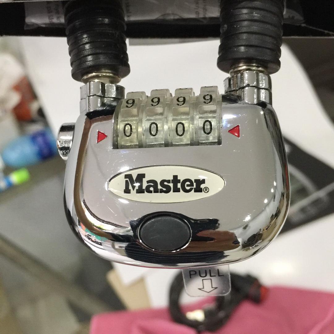 Khóa số xe đạp Master Lock 8213 EURDPRO dây cáp dài 60cm có đèn - MITISHOP