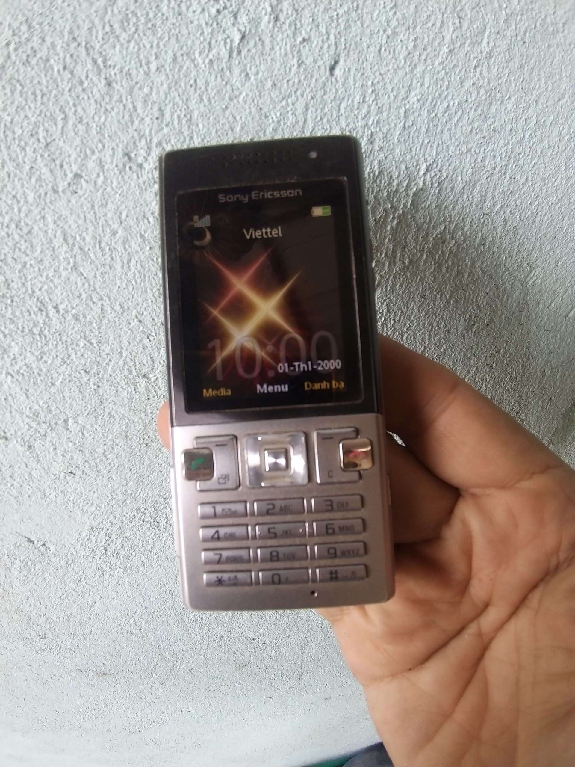 Sony ericsson t700i