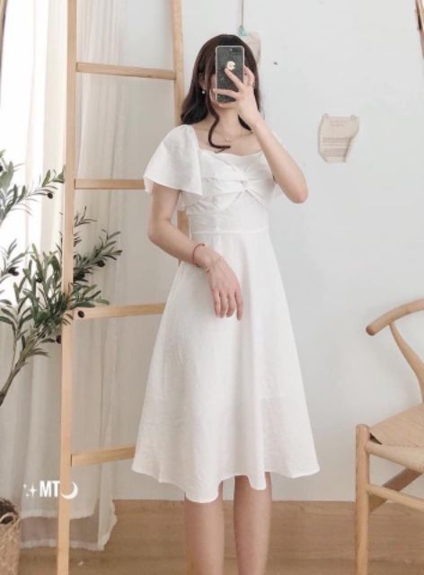 Đầm Nữ Trơn, Ngắn Tay, Dáng Xoè.