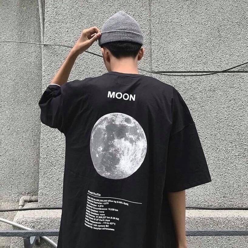 [HCM]Áo Thun Nam Nữ Form Rộng Hàn Quốc In MOON Phong Cách Thiết Kế Thời Trang Kiểu Dáng Năng Động Trẻ Trung MS569