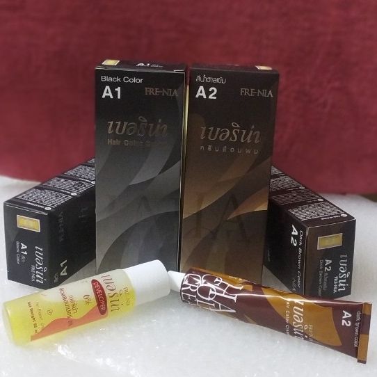 Thuốc nhuộm tóc FRE-NIA (1 tuýp nhuộm + 1 dung dịch pha nhuộm)