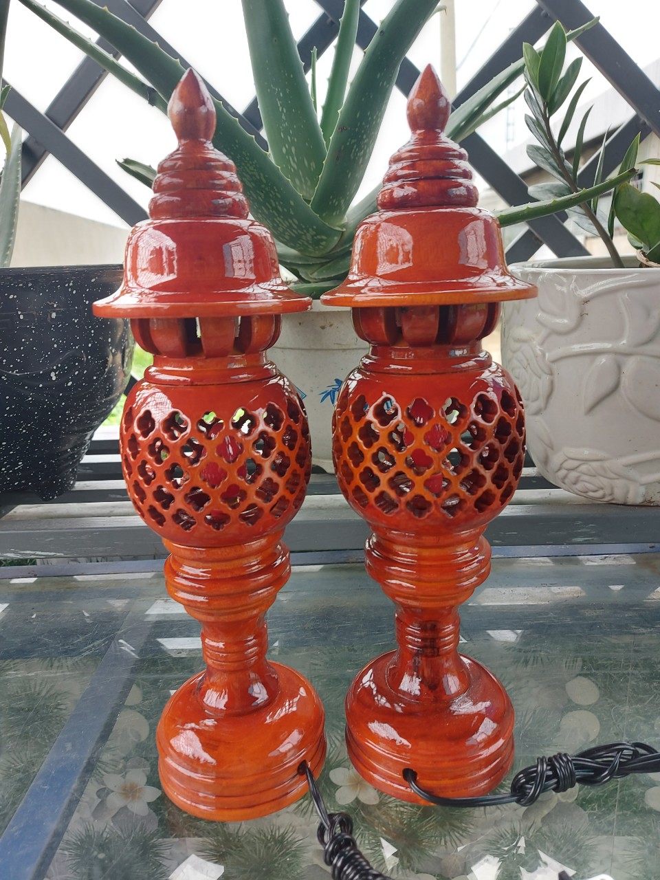 Cặp đèn thờ gỗ xà cừ-Đèn cúng bàn thờ cao 23cm