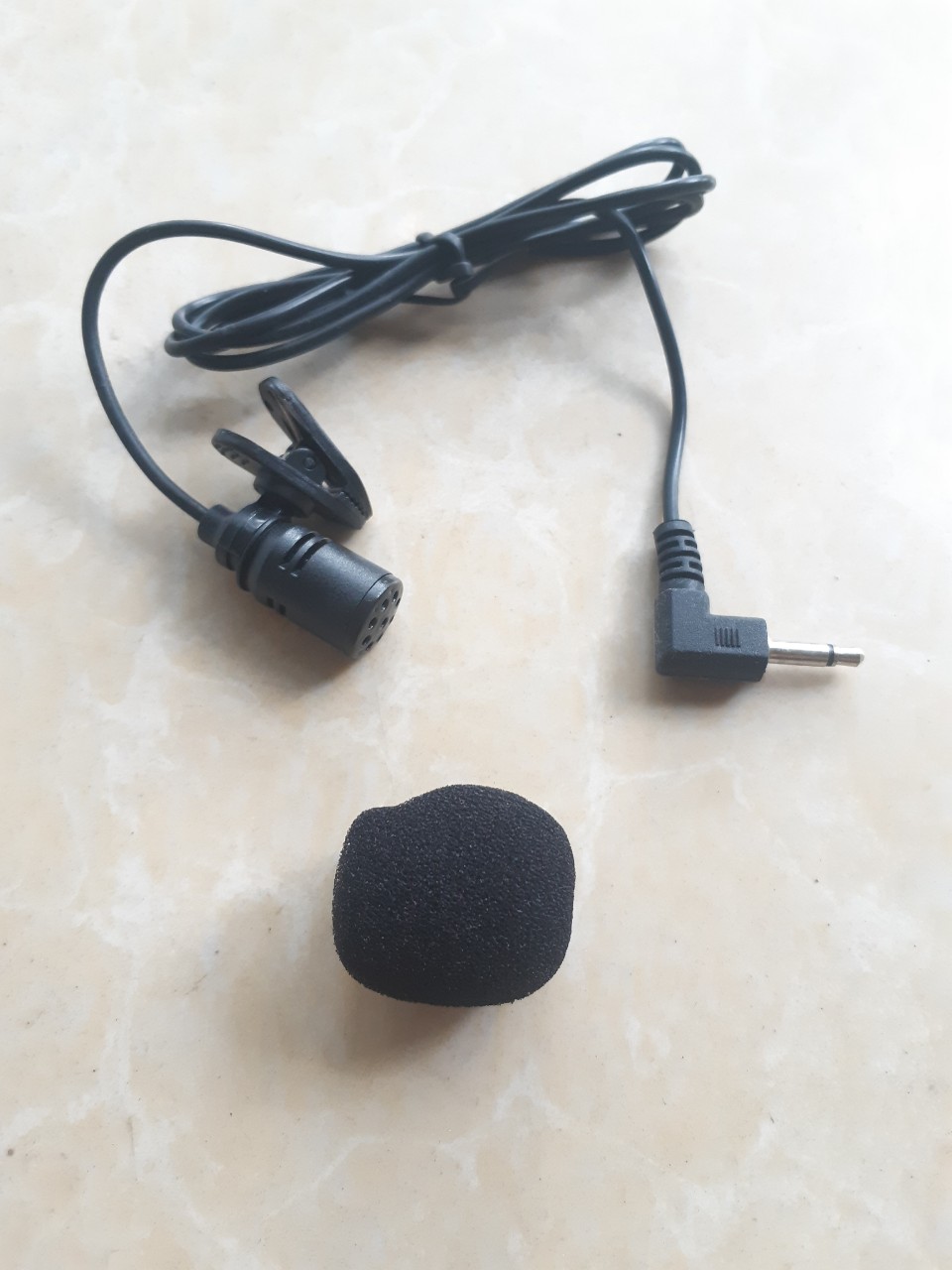 Micro có dây loa trợ giảng giá siêu rẻ