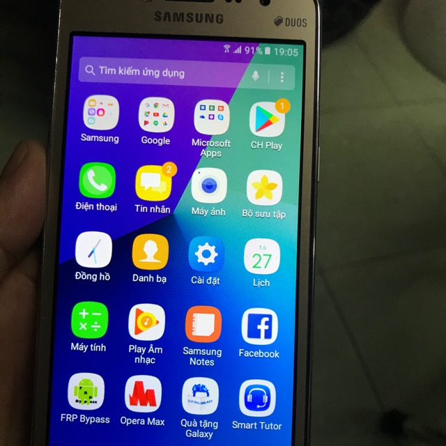 Điện thoại samsung  j2 prime