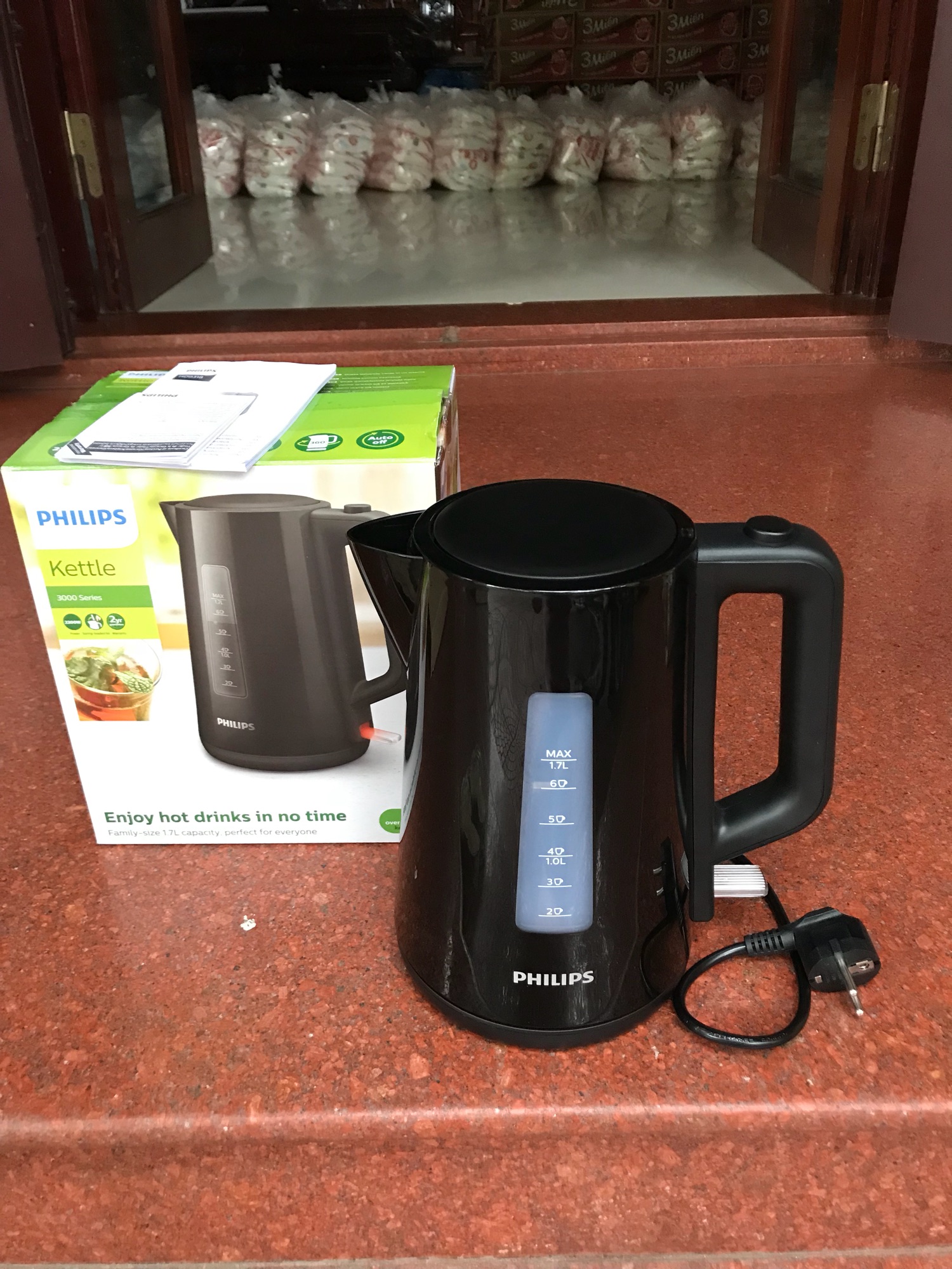Bình siêu tốc Philips 1,7 lít HD9318