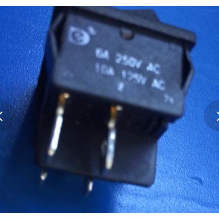 10 Công tắc bập bênh 4chân 6A250v