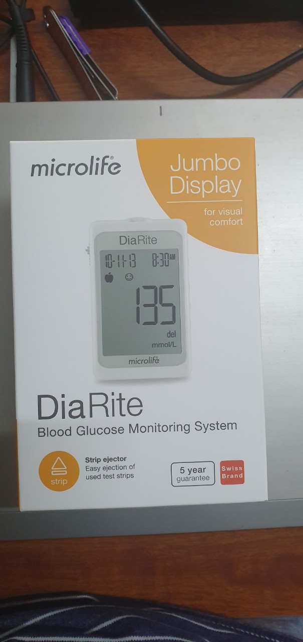 [HÀNG THỤY SĨ] Máy đo đường huyết Microlife DiaRite BGM (Tặng kèm 50 que 50 kim)