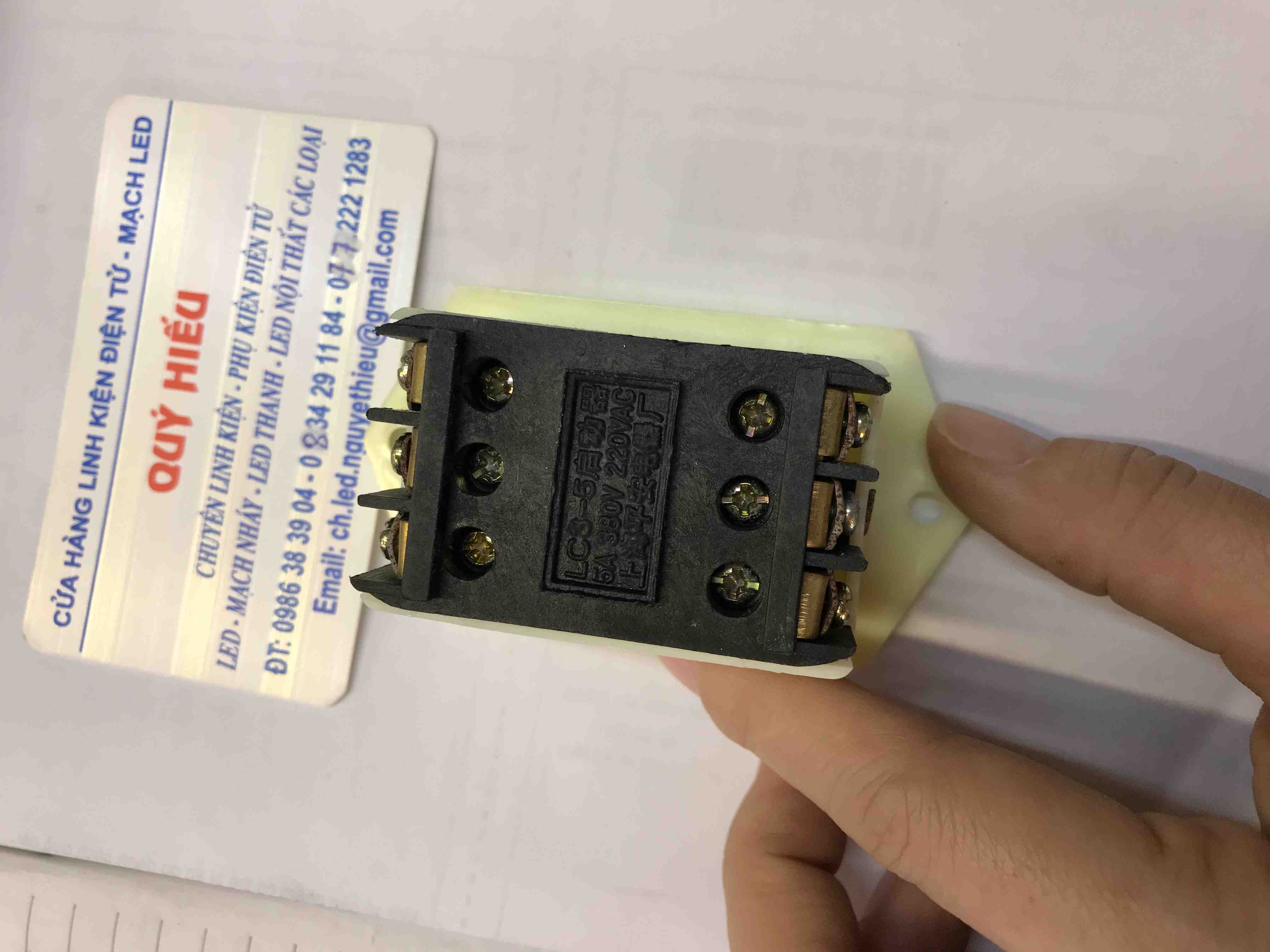 công tắc ON OFF 220v 5A - congtacON-OFF220v