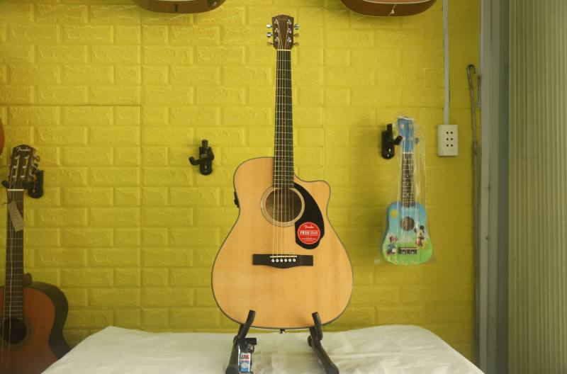 Đàn guitar Fender CC-60SCE 0970153021