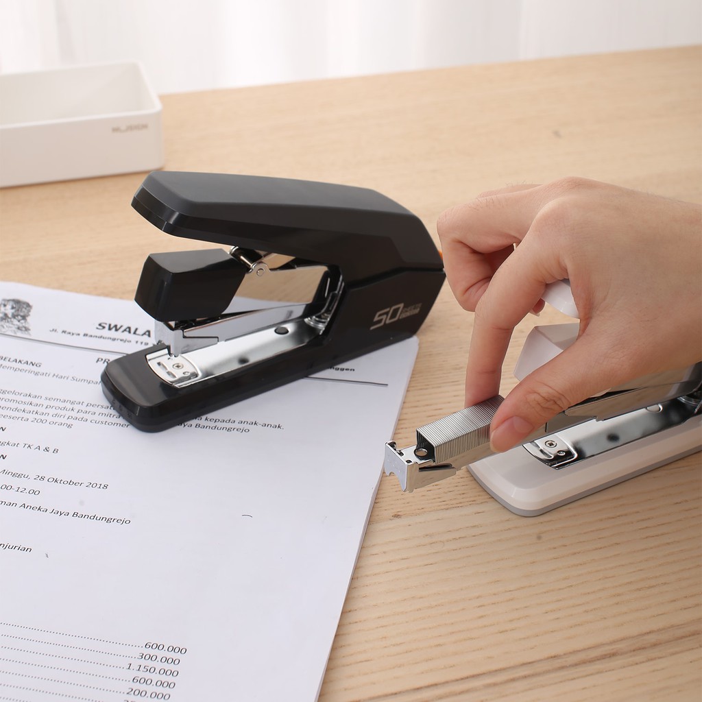 (1 Cái) Dập Ghim Trợ Lực Deli - E0371 50 Trang