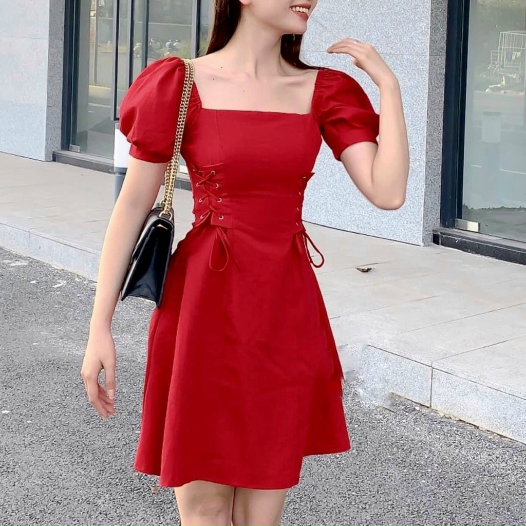 đầm xoè tay phồng cổ vuông đan dây eo phong cách