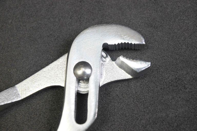 Kìm mỏ quạ 30cm Stanley 84-021 (Đen)