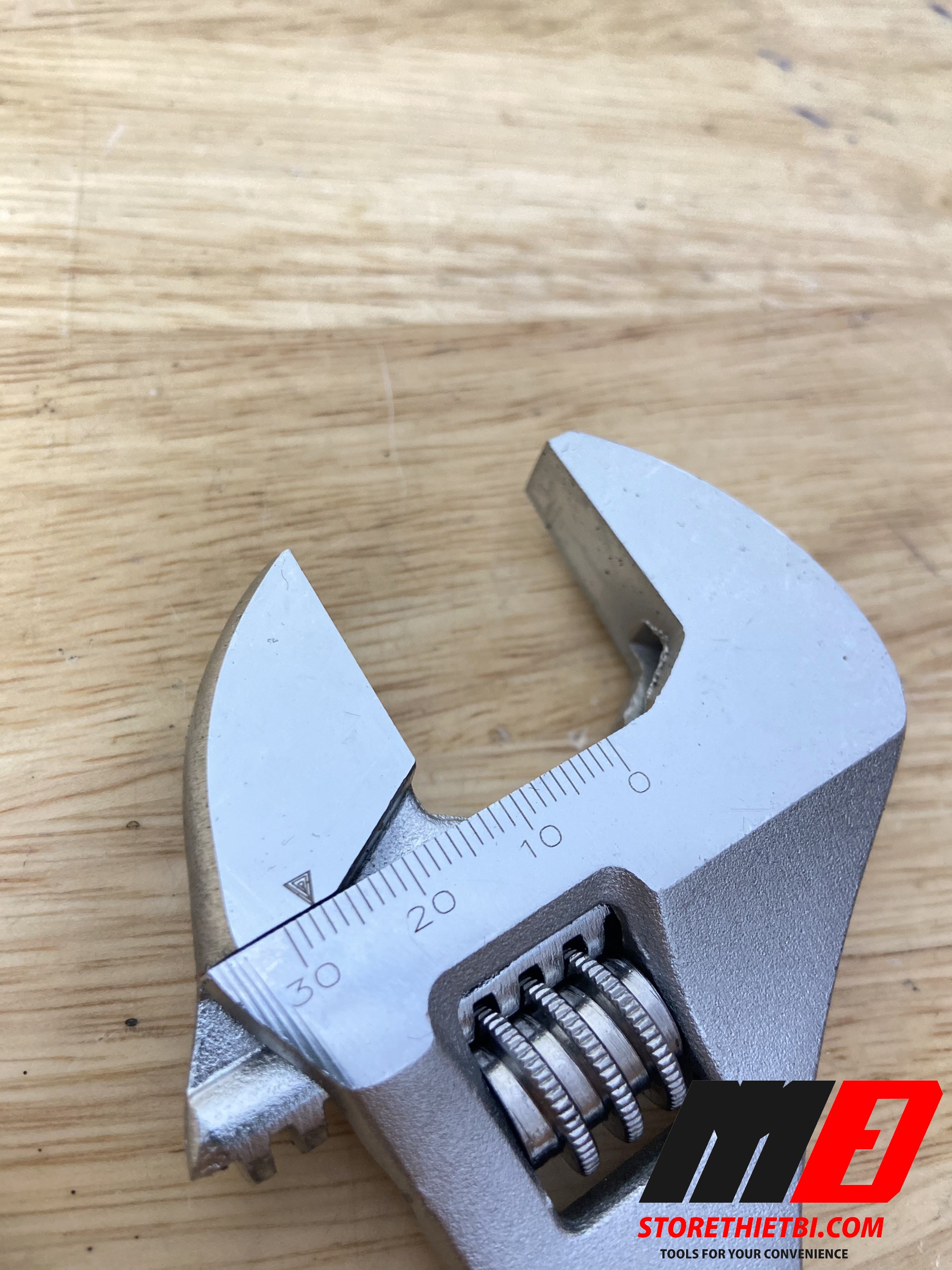 [HCM]Mỏ lếch 250mm THT1010103 TOTAL