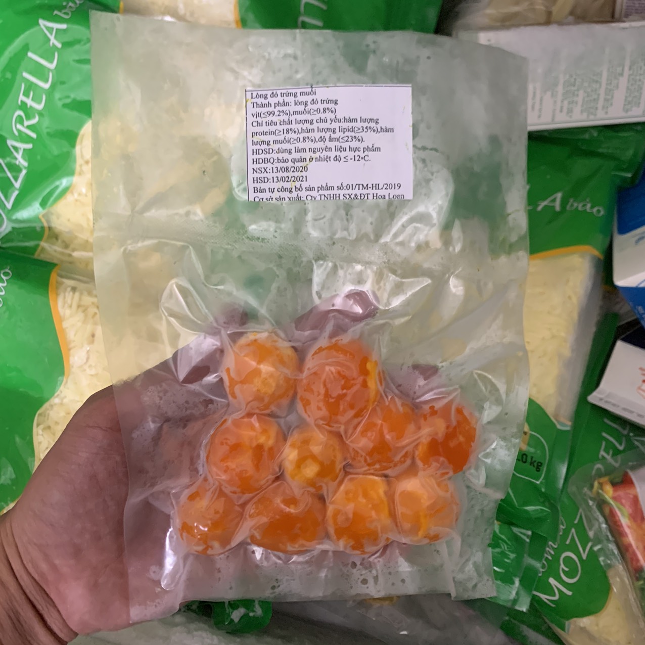Lòng đỏ trưng muối , loại 13gr/trứng, gói hút chân không 10 trứng/gói