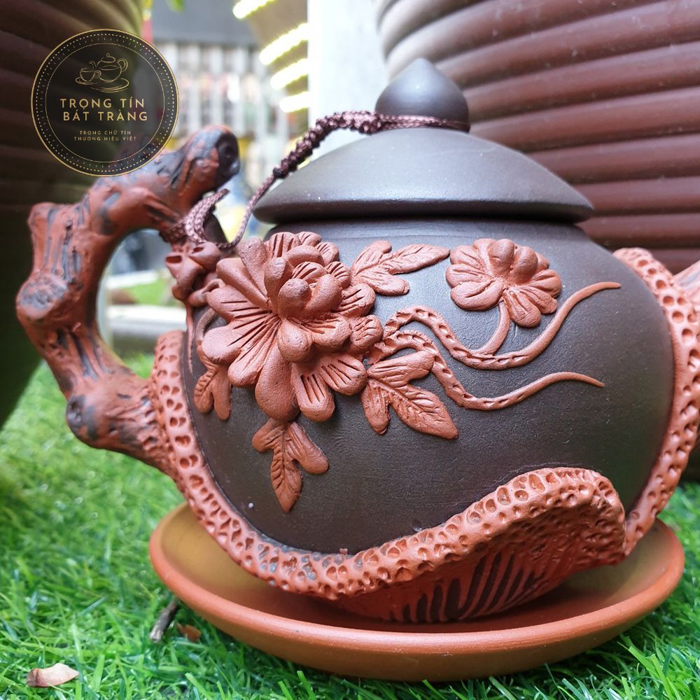 Bộ Ấm Trà Gốm Tử Sa Bát Tràng Đắp Nổi Hoa Phù Dung Dáng Tiêu Anh (Màu Nâu Đỏ) ATSDN 02.4