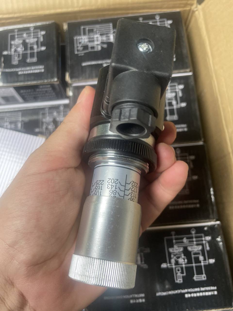 Công tắc áp suất dầu thủy lực HJCS-02-N