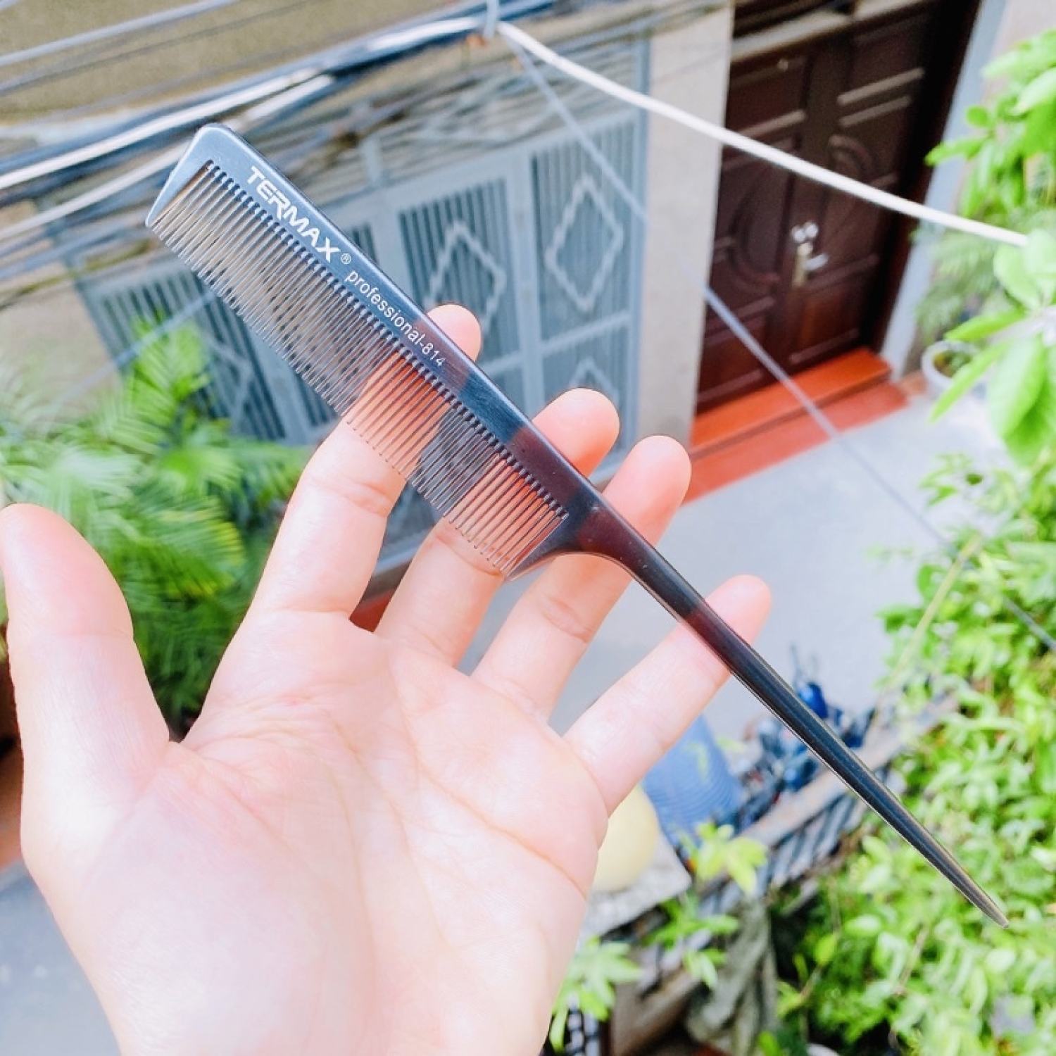 Lược chia tóc chuôi nhọn sắt không gỉ TERMAX