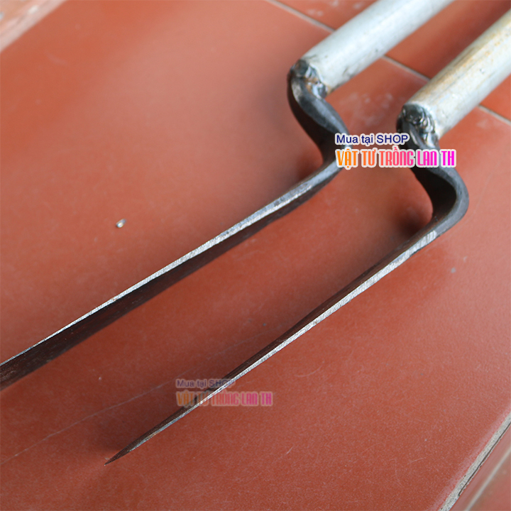 Thuổng đánh bầu cây, đào đất loại nhỏ thép rèn