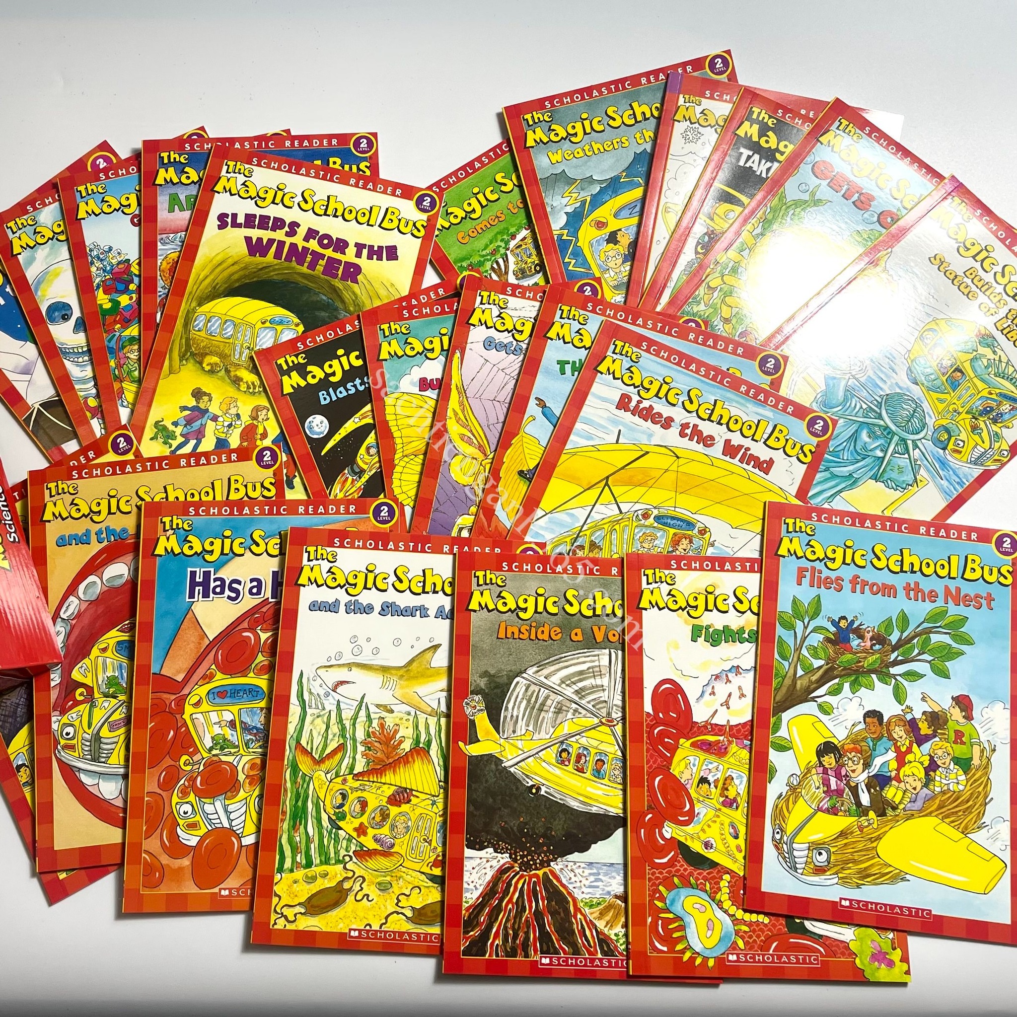The Magic School Bus: Science Readers Box (Level 1+2) - 23q + AUDIO  | Nhập Khẩu