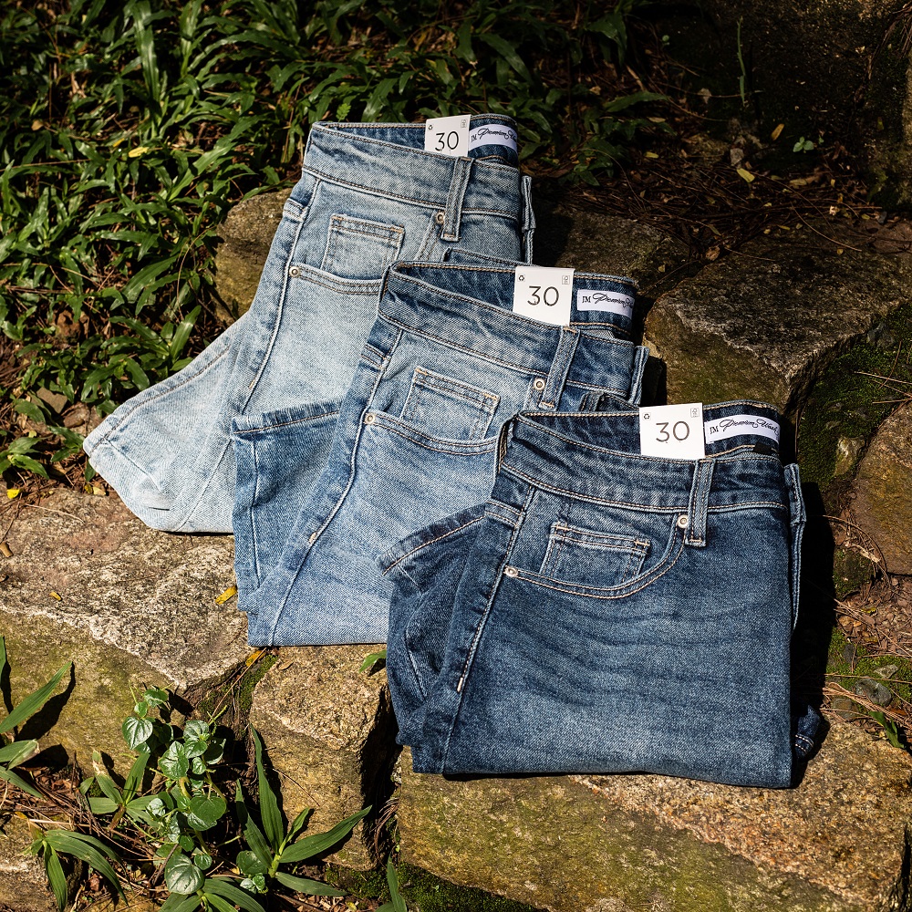 Quần Shorts Jeans Trơn Just Men 220105