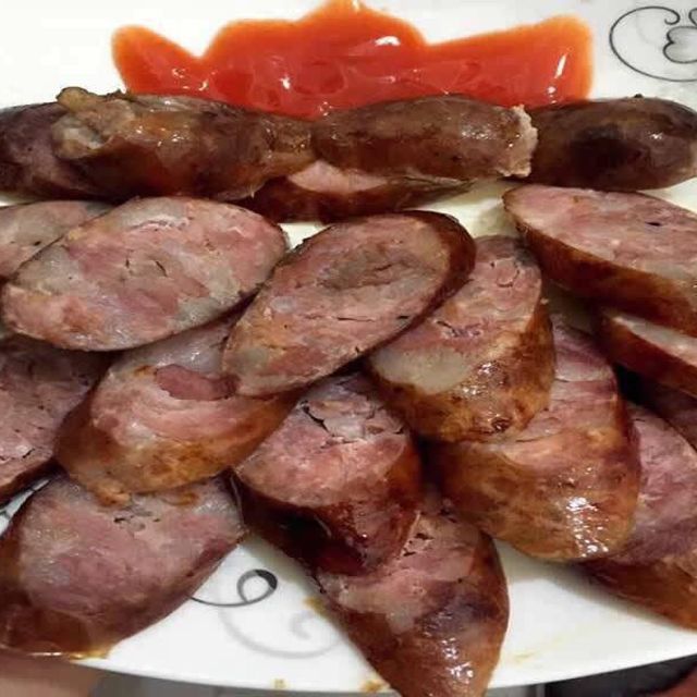 Lạp sườn lợn đen