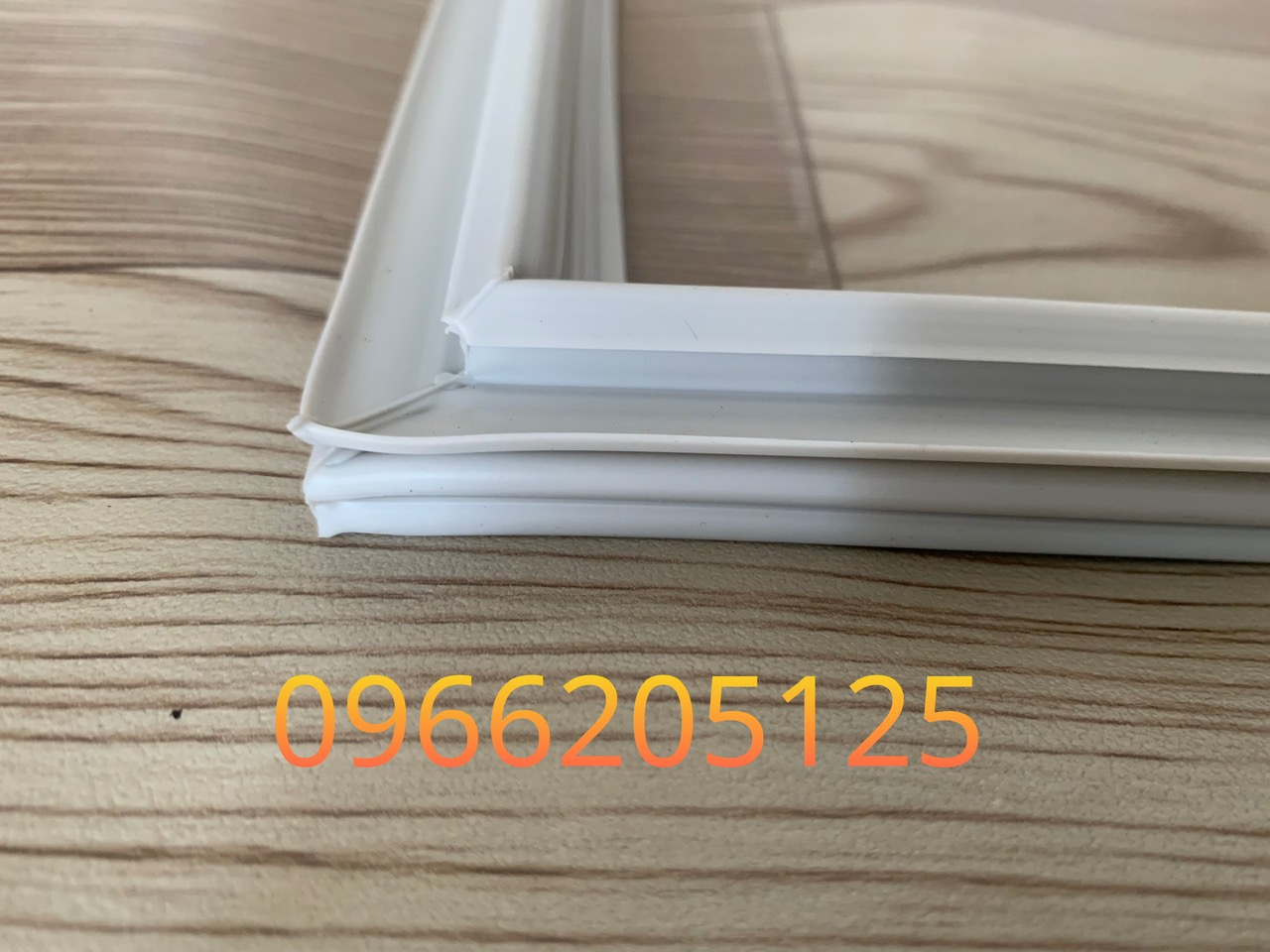Khung gioăng ( ron) tủ lạnh Sharp PK65M-SL ( 566L)