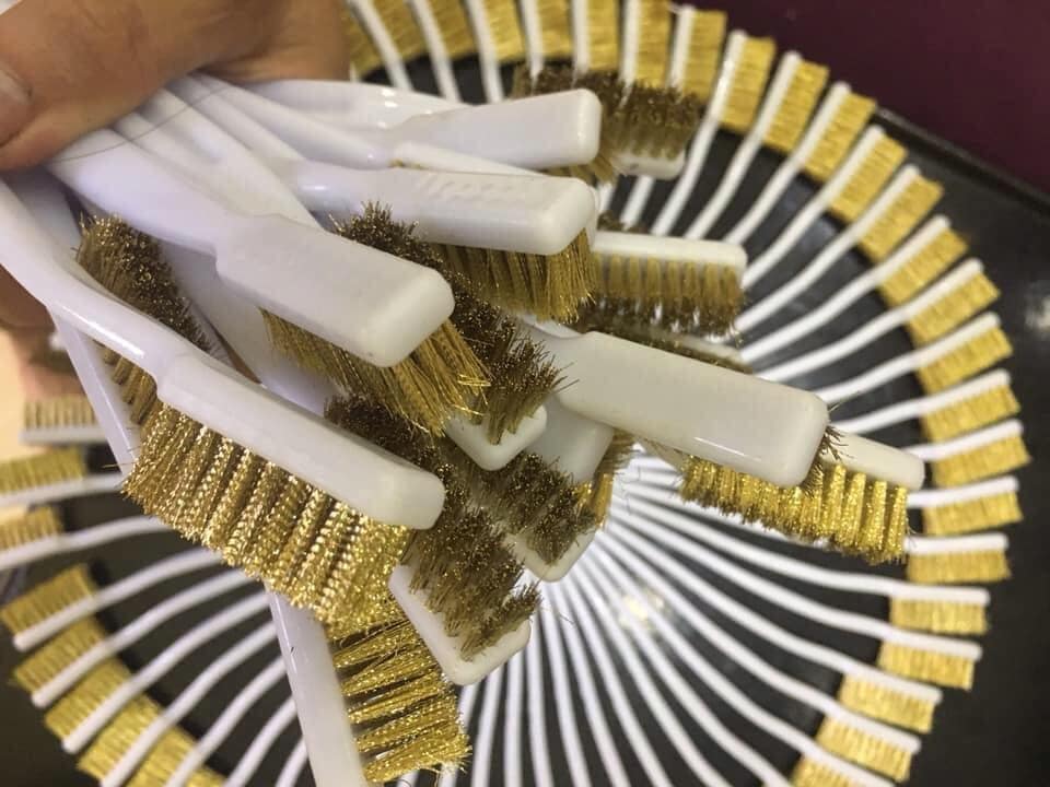 BÀN CHẢI ĐỒNG CỌ RỬA Ô TÔ XE MÁY