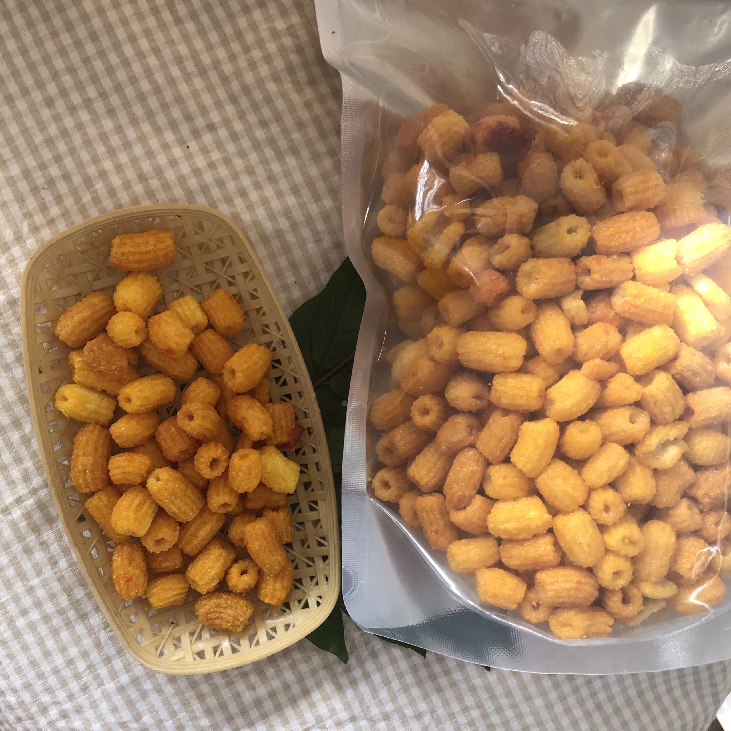 500GR NUI CHIÊN BƠ CAY ( NUI SEN )