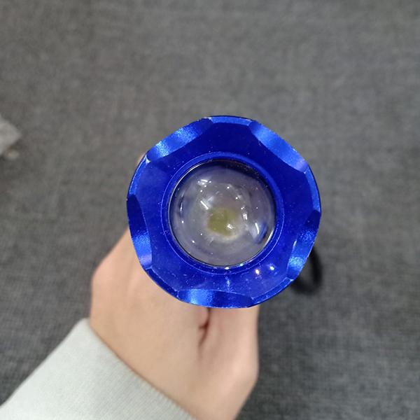 [HOT] Đèn Pin Siêu Sáng HY-110 cao cấp