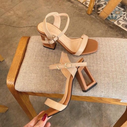 Giày cao gót 7cm, gót khoét lỗ hở mũi, size 35-40