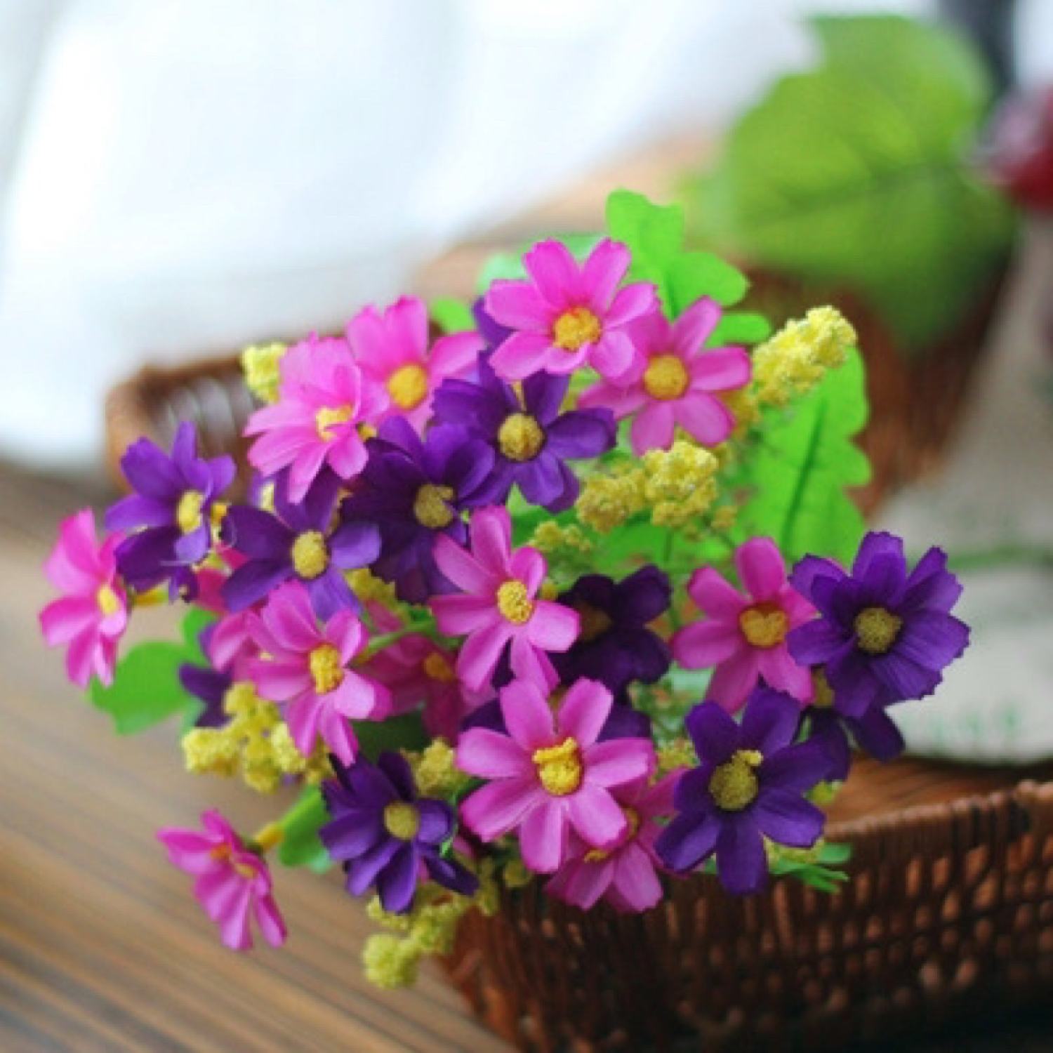 Cành hoa lụa,hoa giả cánh bướm nhiều màu trang trí