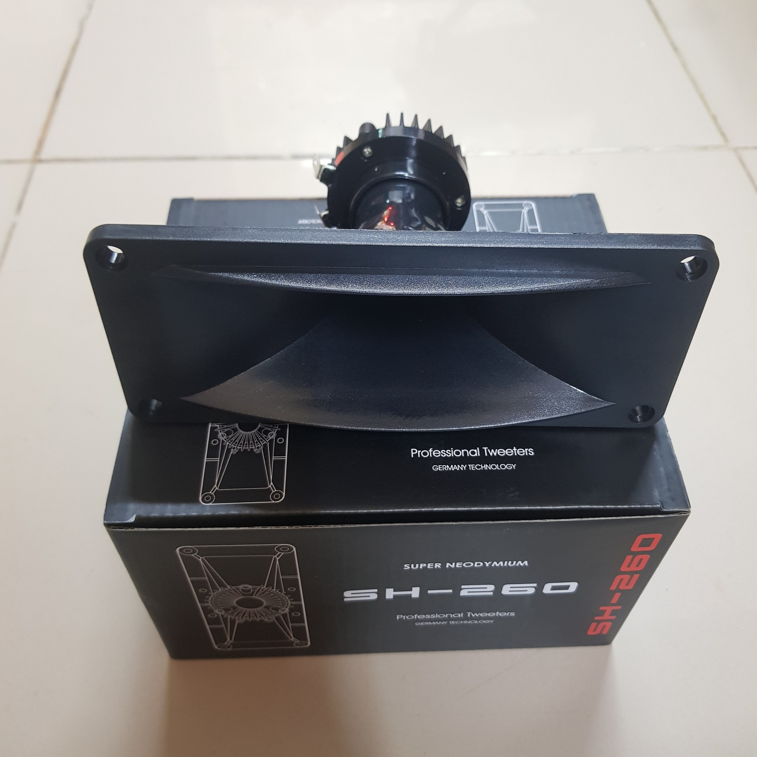 [SP000072] LOA DẪN NHÀ YẾN [SH-260] [ZATODA]