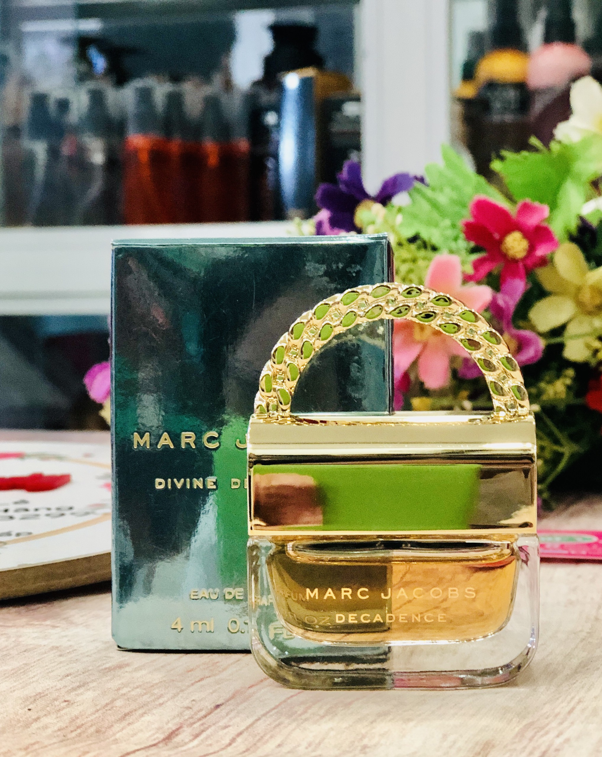 Nước Hoa Nữ Marc Jacobs Decadence EDP 4ml