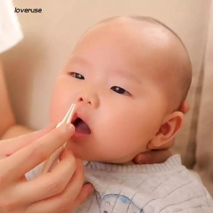 Nhíp gắp gỉ mũi an toàn cho bé