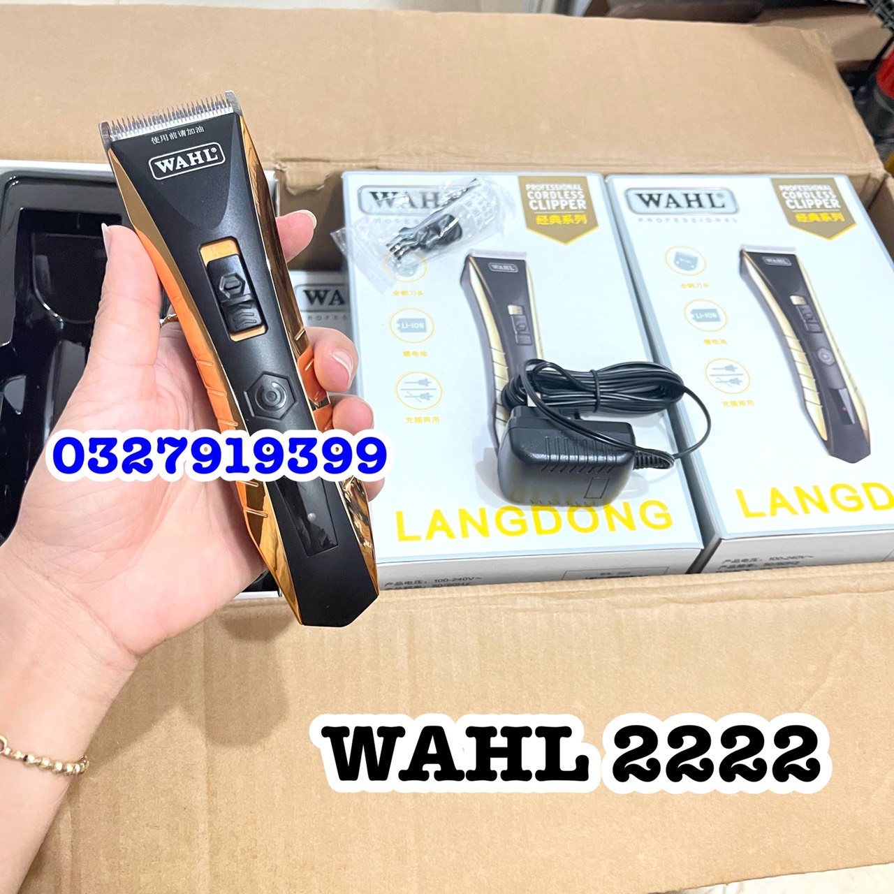 Wahl Tông Đơ Cắt Tóc Chính Hãng WAHL 2222 - Chuyên Nghiệp, Động Cơ Mạnh Mẽ, Lưỡi Thép Cao Cấp, Sử Dụng 260 Phút Liên Tục, Pin Lithium 1000mAh, Bộ Sản Phẩm Bao Gồm 4 Cữ Nhựa