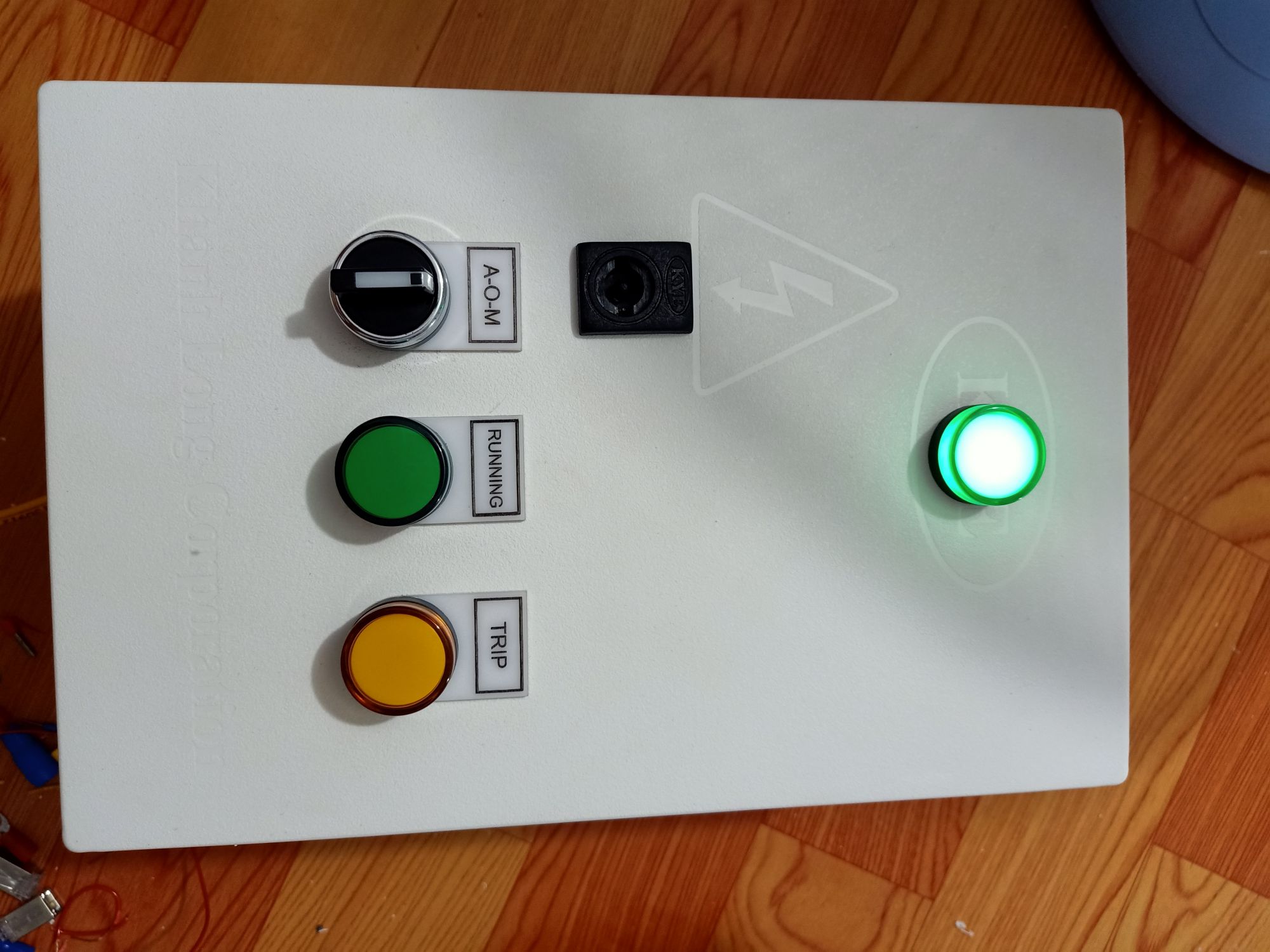 [HCM]Vỏ tủ điện 300x200x160 mm Electric Box