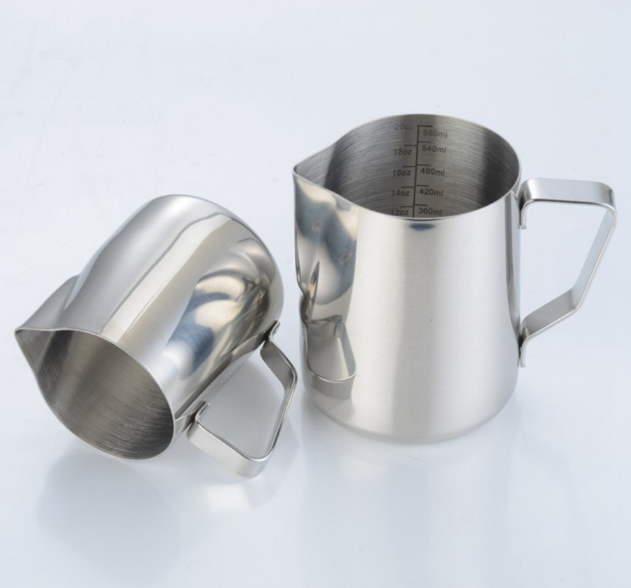 Ca đánh sữa inox 550ml