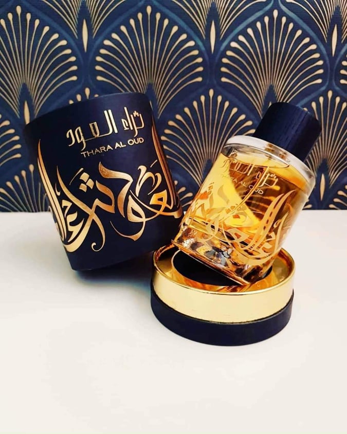 NƯỚC HOA DUBAI Thara Al Oud  mang đậm chất men-100ml