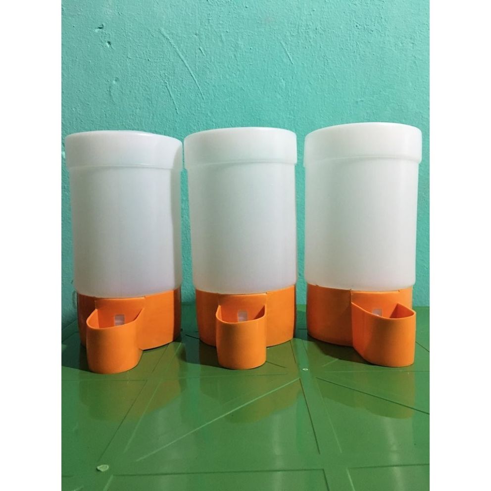 [HCM]Bình uống nước cho gà bồ câu chim..