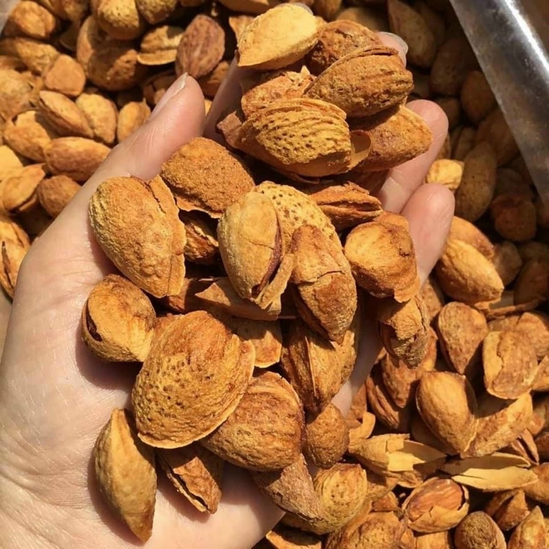Hạnh Nhân Rang Bơ Vỏ Đóng Lon 400Gr