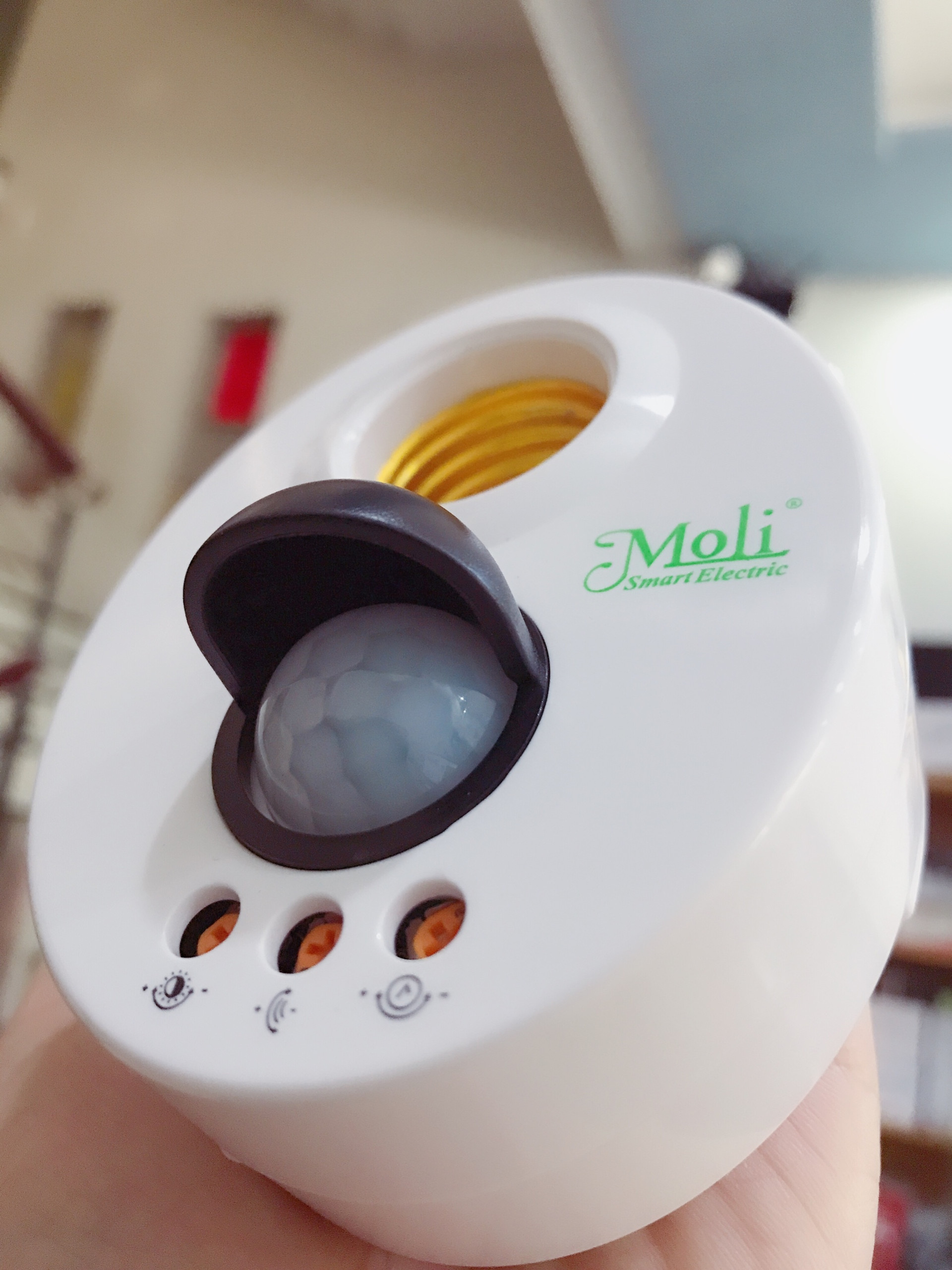 [HCM]Đuôi Đèn Cảm Ứng Chính Hãng Siêu Nhạy