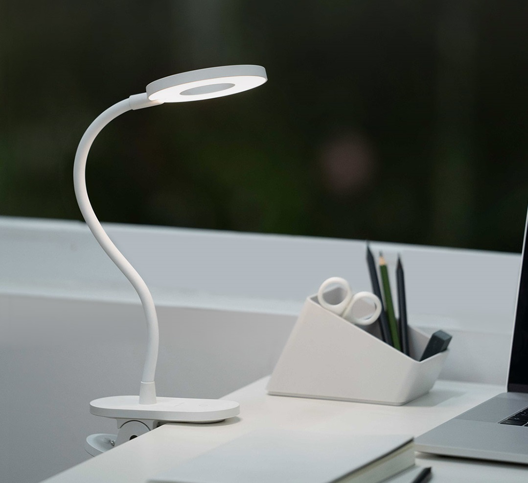 Đèn kẹp bàn Yeelight LED J1 (5W, Pin 1500mAh, ~40h)