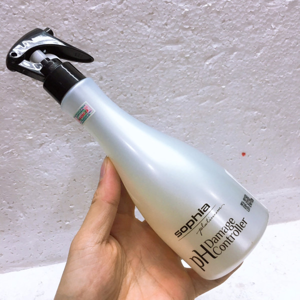 Xịt dưỡng cân bằng pH chống hỏng tóc Sophia Platinum 300ml